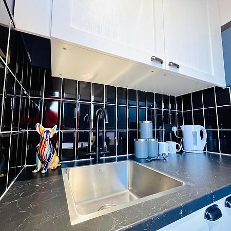London 61 Central Studio, Ideal For Tourists High Recommend!!! Dış mekan fotoğraf