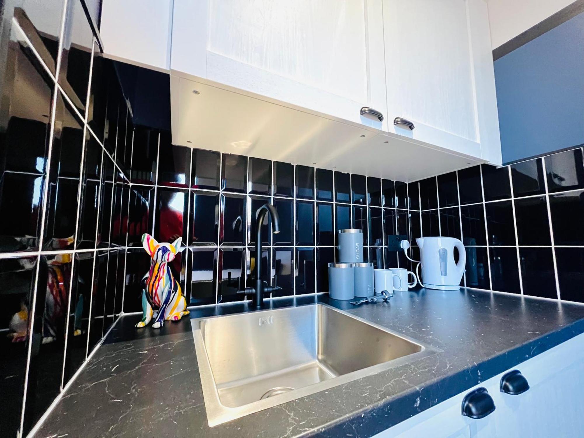 London 61 Central Studio, Ideal For Tourists High Recommend!!! Dış mekan fotoğraf